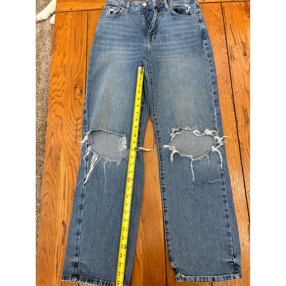 Forever 21 Distressed Straight Leg Jeans Medium Wash Blue Denim Size 27